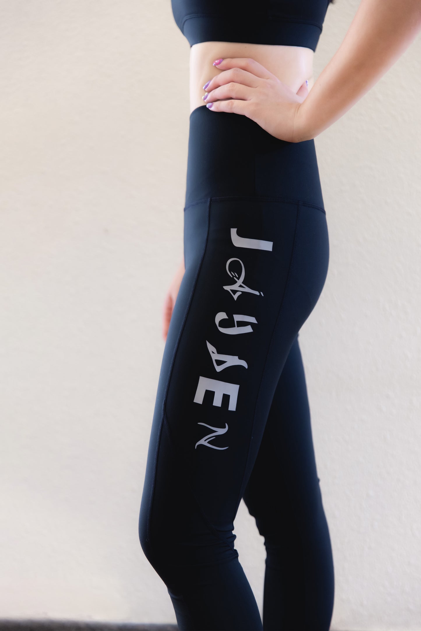 Basic bottom with back pocket leggings